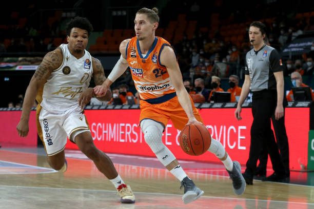 于每一位球 于每一位球